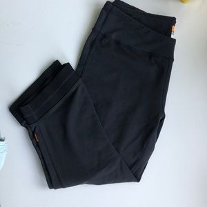Lucy black crop leggings, size L